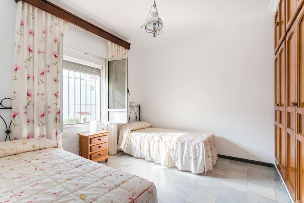 Espacio y comodidad en la Puerta Natural de Doñana Villamanrique De La Condesa Exterior foto
