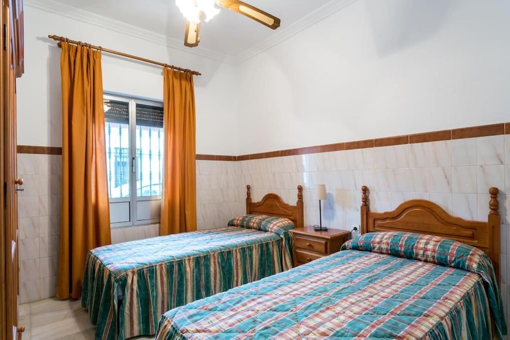 Espacio y comodidad en la Puerta Natural de Doñana Villamanrique De La Condesa Exterior foto