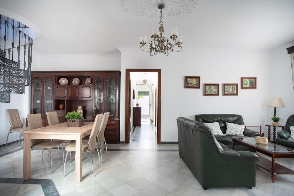 Espacio y comodidad en la Puerta Natural de Doñana Villamanrique De La Condesa Exterior foto