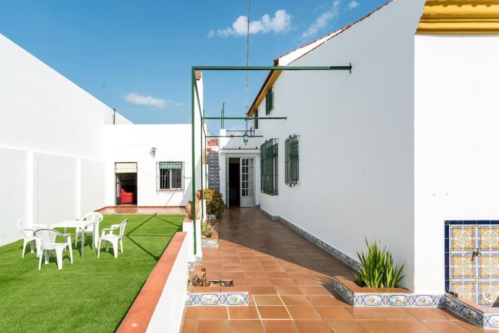 Espacio y comodidad en la Puerta Natural de Doñana Villamanrique De La Condesa Exterior foto